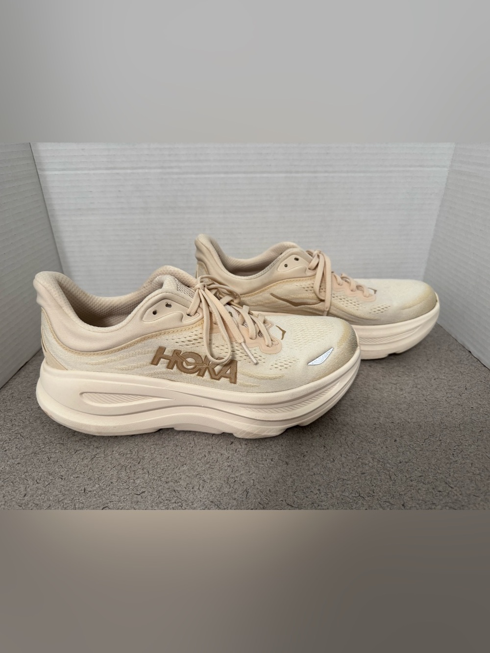 Hoka Bondi 9 Women’s Running Shoes - Size 9.5B